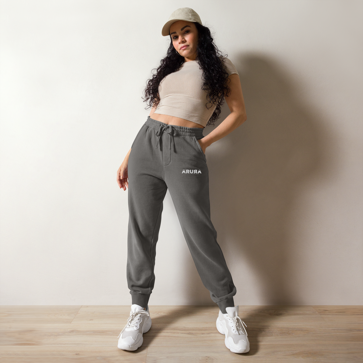 unisex block logo embroidered pigment-dyed sweatpants - white logo